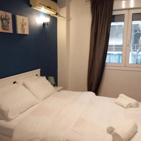 Apartment Pipinou Downtown By Zain